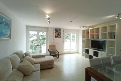 8a76fc2ac6108eb6ae4a054d8b431d15 - 4