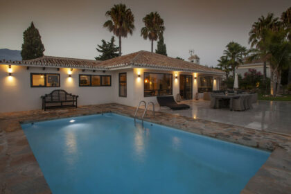 8ac79600bc8d96259de968728dd67e32 - 2