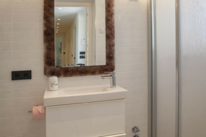 8ac79600bc8d96259de968728dd67e32 - 24