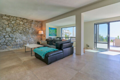 8ac79600bc8d96259de968728dd67e32 - 43