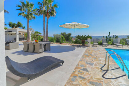 8ac79600bc8d96259de968728dd67e32 - 66