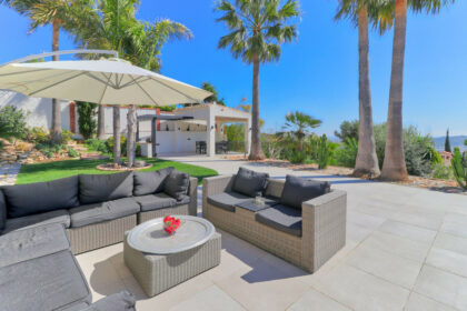 8ac79600bc8d96259de968728dd67e32 - 68