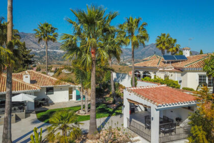 8ac79600bc8d96259de968728dd67e32 - 7