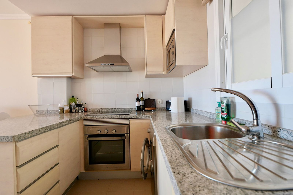 8b1bbae446d2caff08848307e03e9e9e - 17