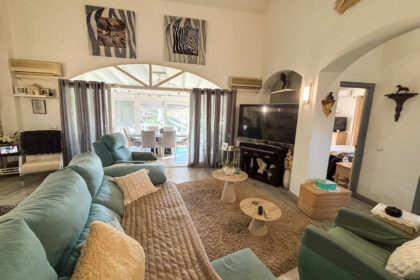 8b5e16cf52a9f9996e479969c809fa83 - 16