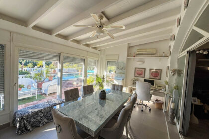 8b5e16cf52a9f9996e479969c809fa83 - 21