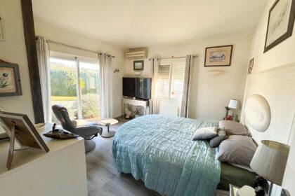 8b5e16cf52a9f9996e479969c809fa83 - 24