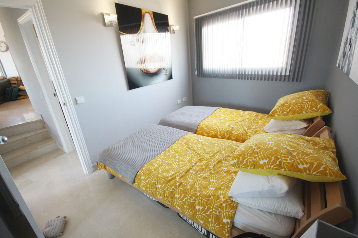 8c59ae277ea91c12e829b76fef4c0da1 - 9