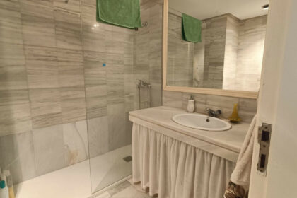 8c730ab0b293c33e652f507918e231ac - 13