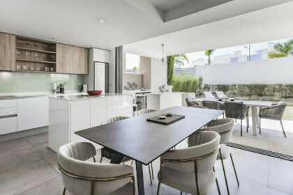 8c842751ad5f75c41c0c3a2516c2c926 - 16