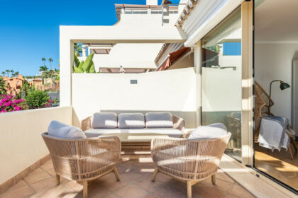 8cfdb1d669c37f9b1b3db1a287d3b3e2 - 11