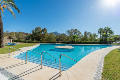 8cfdb1d669c37f9b1b3db1a287d3b3e2 - 25