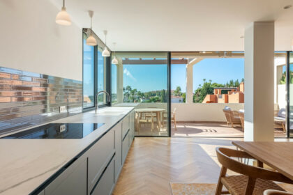 8cfdb1d669c37f9b1b3db1a287d3b3e2 - 5