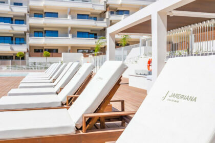 8d4e3032ba3605bc888f8fd883577c2d - 2