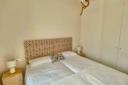 8d4e3032ba3605bc888f8fd883577c2d - 21