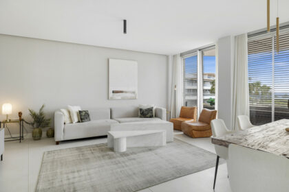 8d987ad056beaa94e5a95404b2bc7cc1 - 18