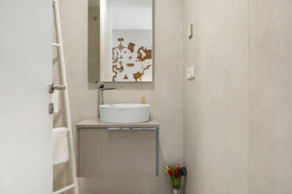 8d987ad056beaa94e5a95404b2bc7cc1 - 24