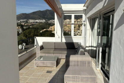 8e76948d3c9fb1ada30c199422df3f48 - 10