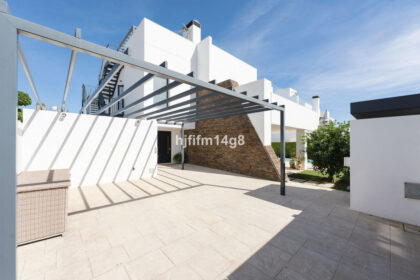 8e79bcbba589bb44adc3f7e978083b85 - 23