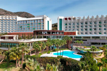 8e86da88bfe97e810487a5766068389d - 1