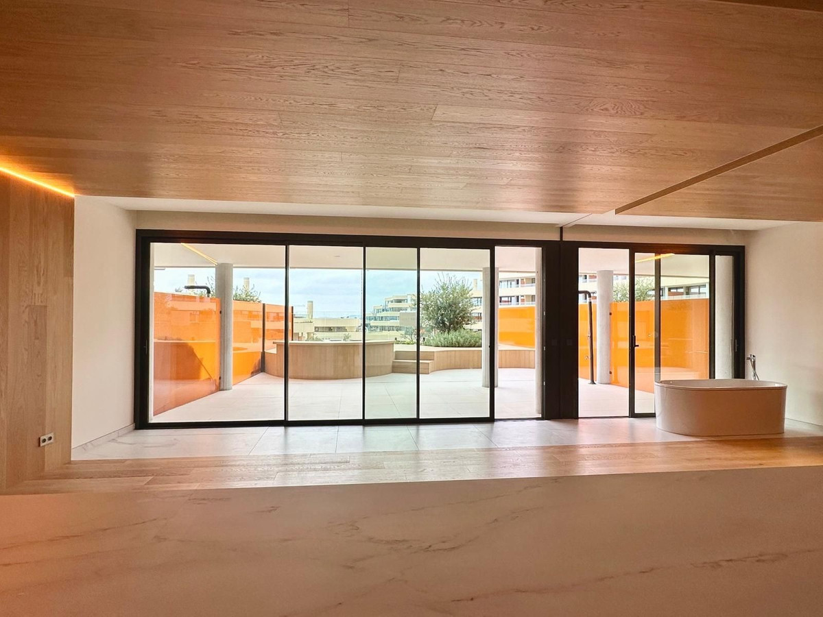 8e86da88bfe97e810487a5766068389d - 2