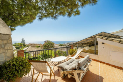 906674788455a0c1a4f0a0c98c6b9364 - 32