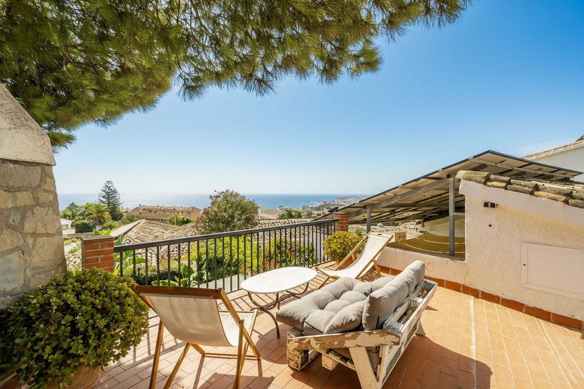 906674788455a0c1a4f0a0c98c6b9364 - 32