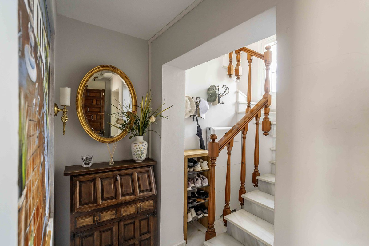 906674788455a0c1a4f0a0c98c6b9364 - 51