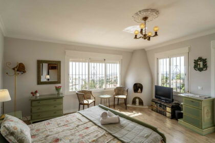 906674788455a0c1a4f0a0c98c6b9364 - 53