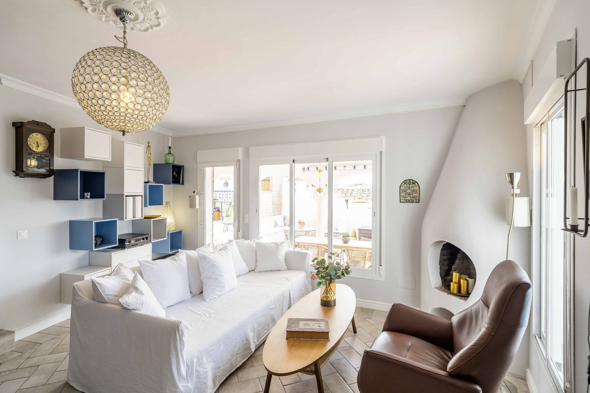 906674788455a0c1a4f0a0c98c6b9364 - 71