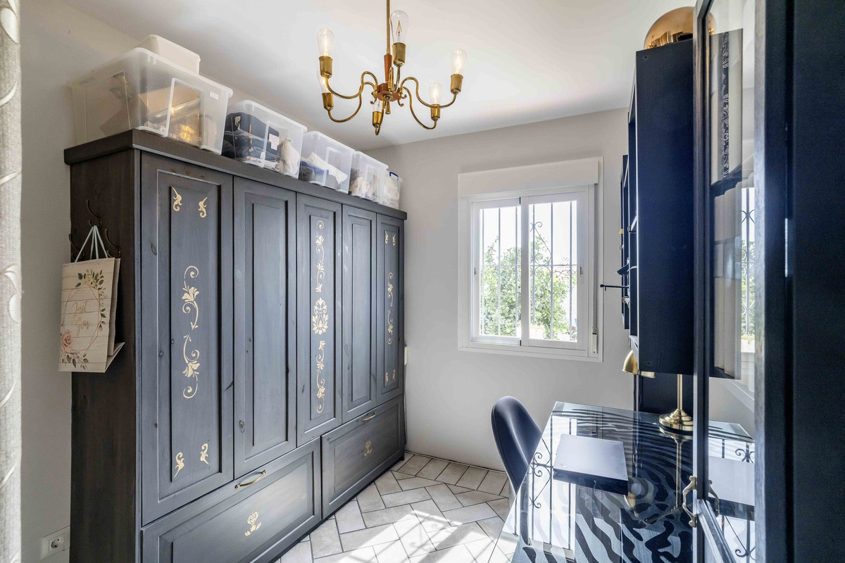 906674788455a0c1a4f0a0c98c6b9364 - 79