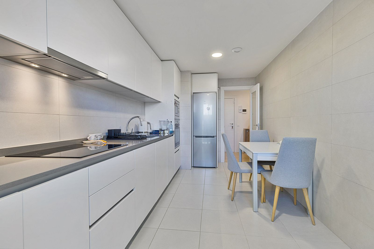 9088d3bb6d534a1a1836095469439e24 - 5