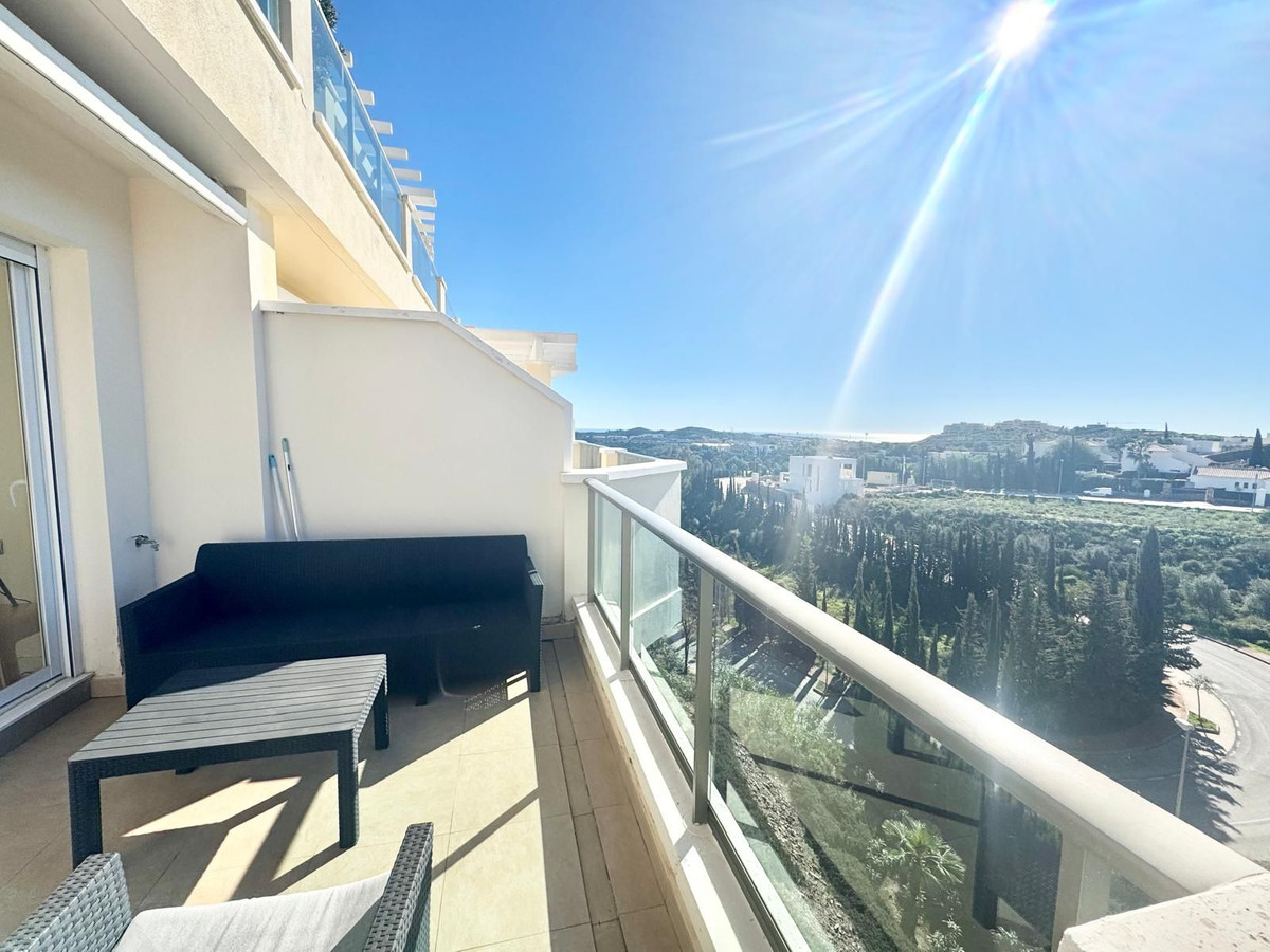 91573d250db5e70433f9f381ad96414f - 12