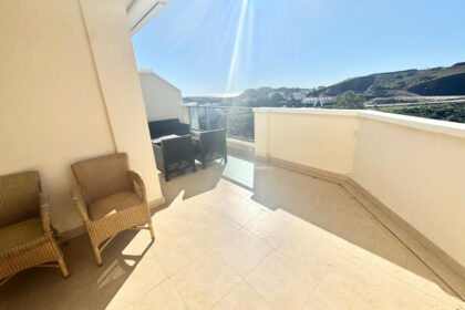 91573d250db5e70433f9f381ad96414f - 13