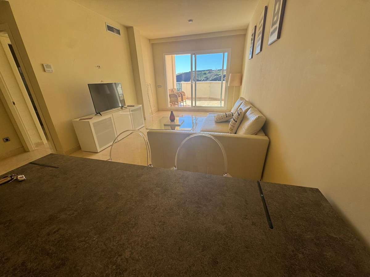 91573d250db5e70433f9f381ad96414f - 24