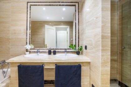 91802aa637cbe55fba813614be6b7c4e - 14