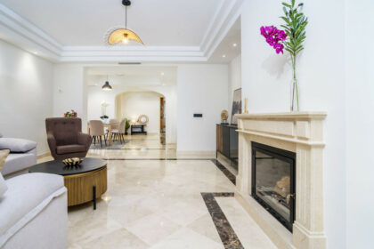 91802aa637cbe55fba813614be6b7c4e - 17