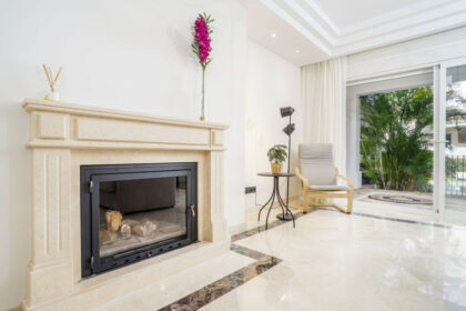 91802aa637cbe55fba813614be6b7c4e - 20