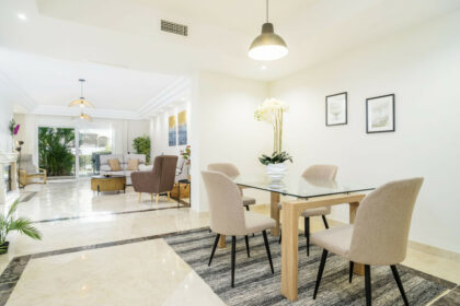 91802aa637cbe55fba813614be6b7c4e - 34