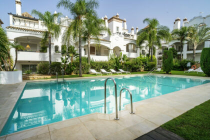 91802aa637cbe55fba813614be6b7c4e - 44