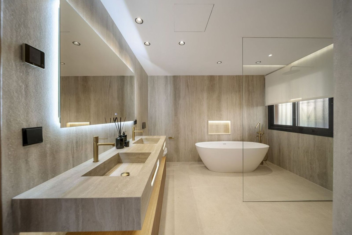 91e6eaea63f95ce1dca9134c8819503e - 23