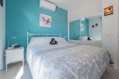 922bccd14ea5f4d3a727fbeafb86922b - 15