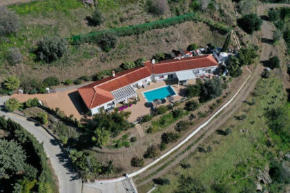 922bccd14ea5f4d3a727fbeafb86922b - 29