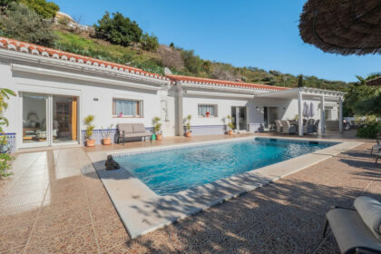 922bccd14ea5f4d3a727fbeafb86922b - 3