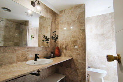 9263b79a53a37a4a4130f69a0360f9c6 - 36