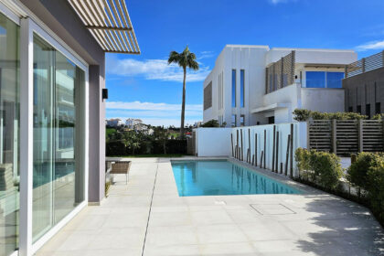 92812ee109c744043e37cc9e49e01e56 - 25