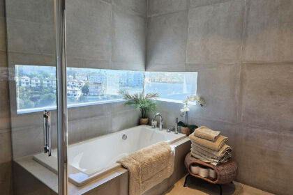 92812ee109c744043e37cc9e49e01e56 - 39