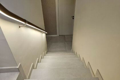 92812ee109c744043e37cc9e49e01e56 - 50