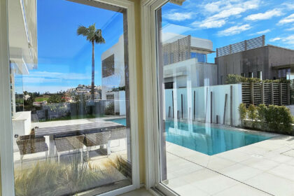 92812ee109c744043e37cc9e49e01e56 - 8