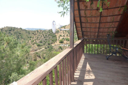 9290807d17f2b952997ae9be38671745 - 20